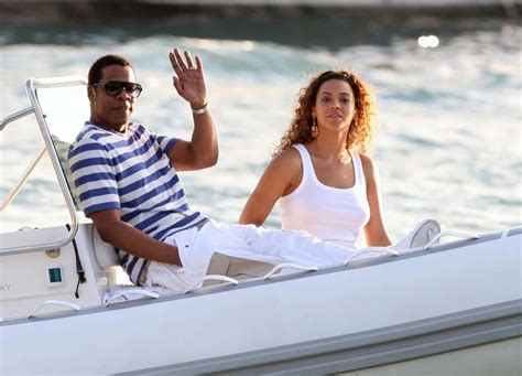 Celebrities with Yachts | Famous People Who Have a Yacht