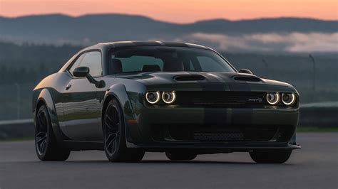 Discover 77+ dodge challenger wallpaper 4k best - in.cdgdbentre