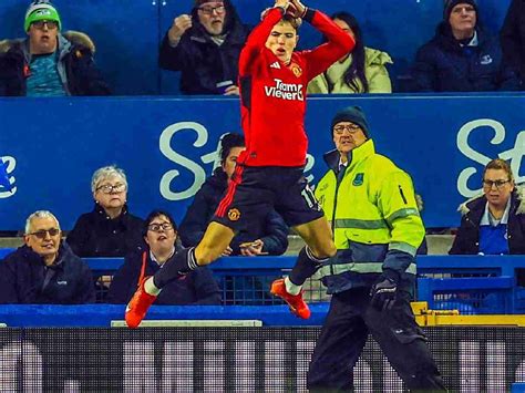 WATCH: Alejandro Garnacho gifts his match-worn boots to young fan ...