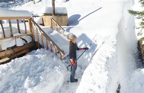 Top 10 Snow Removal Tips for Homes & Driveways