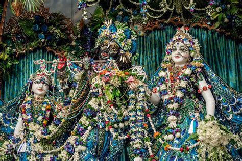 Radha Madhava from Mayapur Janmastami 2014 | Deities | Pinterest ...