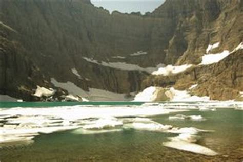 Iceberg Lake Hiking Guide - Glacier National Park