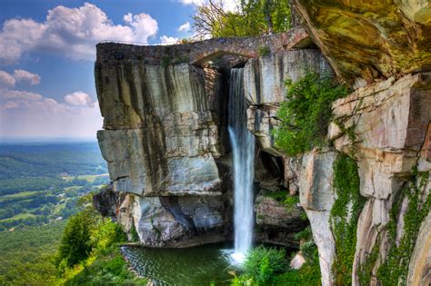 Explore the Best of Georgia Tourism - YourAmazingPlaces.com