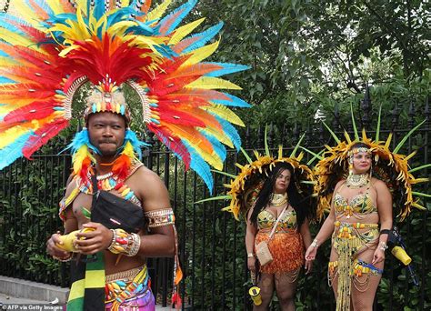 Notting Hill Carnival Day 2: Revellers and performers head out in ...