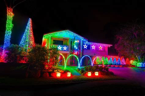 40 Outdoor Christmas Lights Decorating Ideas - All About Christmas