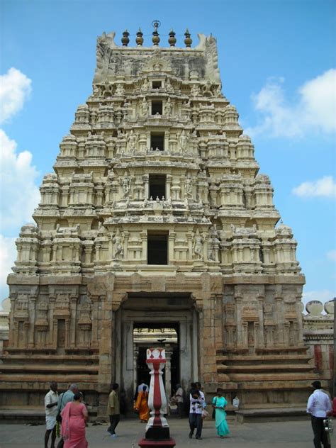 Hindu Temple Architecture Style and Analogous of the Human Body - Kadva ...