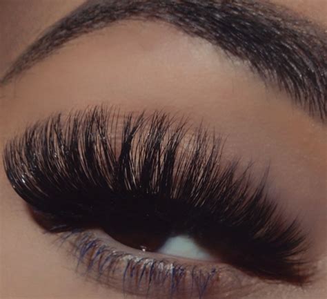 Pin by Fab Make Up and Lashes on False Eyelash Tips | Best false ...