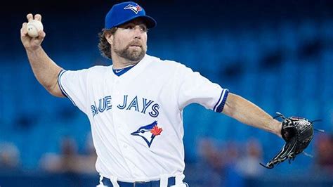 Blue Jays pitcher R.A. Dickey on how to throw a major league ...