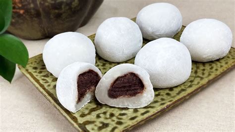 How to make Mochi with Red Bean Paste | Steaming Method - YouTube