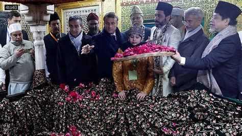 Nizamuddin Dargah Delhi: History, Timings, How to reach, Photos - Kids ...