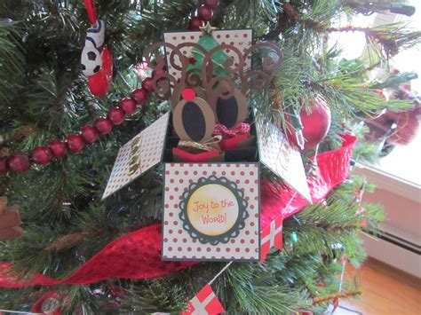 Creative Corner Studio: More Christmas Cards in a box!