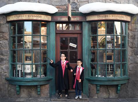 Top Tips for Visiting Universal Studios Hollywood’s Wizarding World of ...