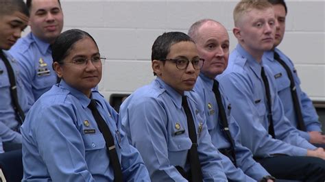 Graduating class of Philadelphia police officers includes middle-aged ...