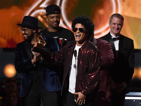 Bruno Mars Sweeps The 2018 Grammy Awards With 7 Wins | Access