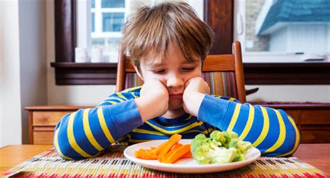 How to handle a picky eater (ages 5 to 8) | BabyCenter