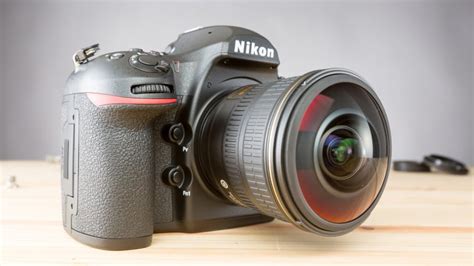 Nikon D850 Review | PCMag