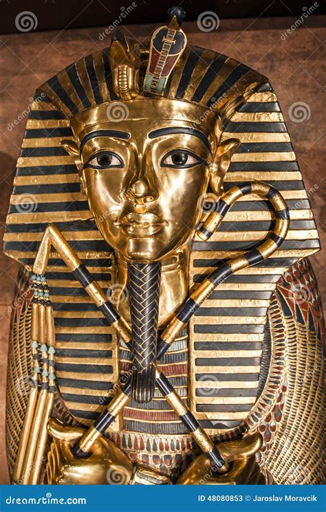 Tutankhamun s sarcophagus editorial stock photo. Image of golden - 48080853