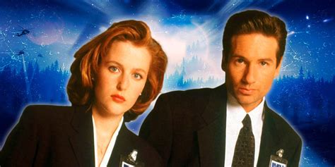 Every Time Scully & Mulder Hook Up in The X-Files, According to Canon