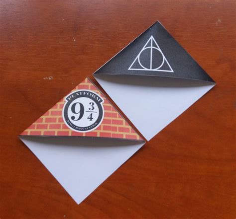 DIY Harry Potter Corner Bookmarks