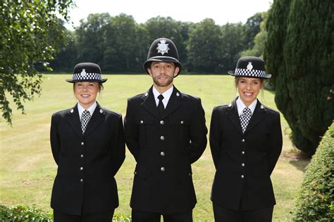 Police Pay Scale In The UK - Police Officers Uniform Tax Refund