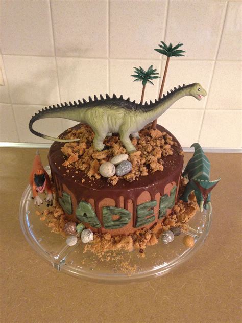 Dinosaur Birthday Cakes, Rainbow Birthday Cake, Dinosaur Birthday Party ...