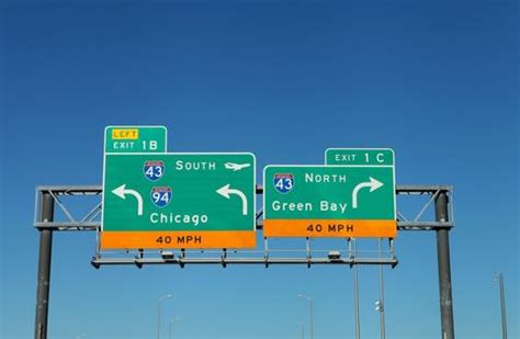 'Clearview' Road Sign Font to Slowly Disappear from U.S. Highways