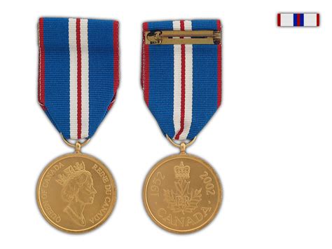 Queen Elizabeth II Golden Jubilee Medal - TracesOfWar.nl