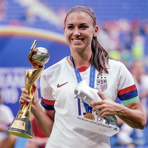 Alex Morgan #13, USWNT, with her 2019 FIFA World Cup trophy and Silver ...