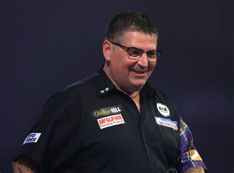 PDC World Darts Championship: Gary Anderson bemoans ‘atrocious’ darts ...