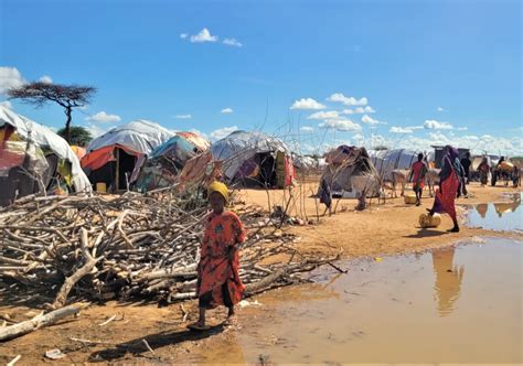 "Where else should we go?" Life in Kenya's Dadaab refugee camp - CARE