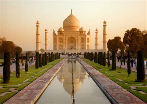 10 Famous Landmarks