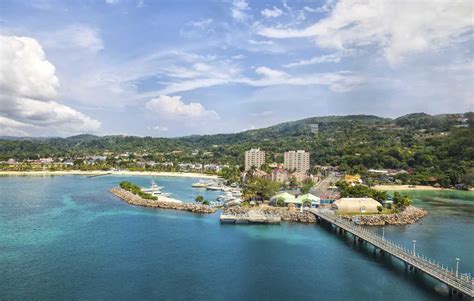 Montego Bay, Jamaica | Discover Hotels & Things to Do