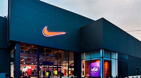 Nike Factory Store Parque Oeste. ALOCORCÓN (Madrid), ESP. Nike.com IN