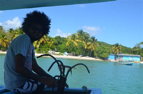 Buccoo Reef Glass Bottom Boat Tour – Island Experiences – Trinidad and ...