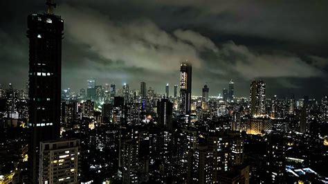 City of Dreams. Night view of Mumbai Central Area. : r/mumbai