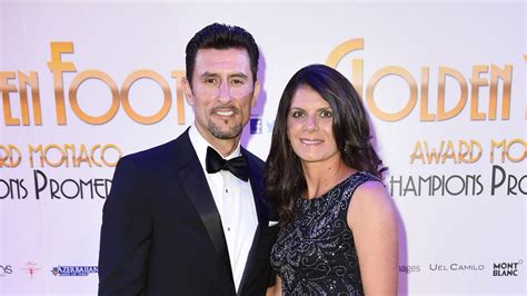 Nomar Garciaparra and Mia Hamm Score $2.2M Manhattan Beach Home