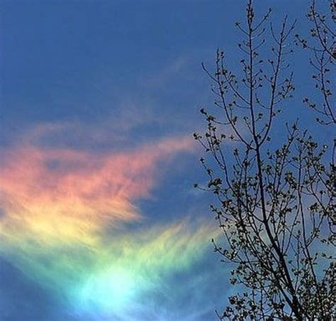 Pin de Ivy en Rainbow Aesthetic | Cielo estético, Paisajes, Fondos de ...