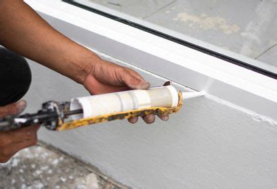 How to caulk windows