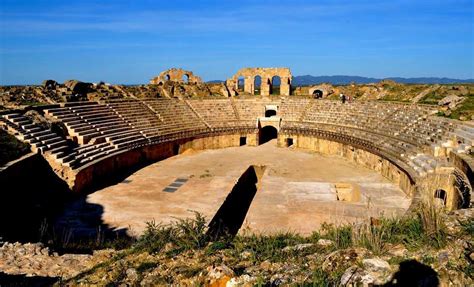 Top 10 Most Famous Roman Amphitheaters Facts