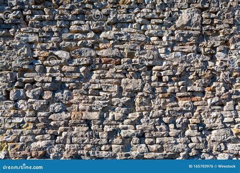 Cobblestone Wall Royalty-Free Stock Photo | CartoonDealer.com #6984105