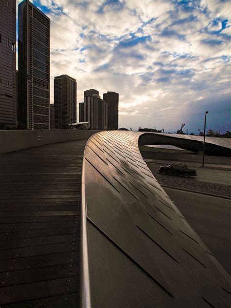 BP Pedestrian Bridge, Chicago, USA