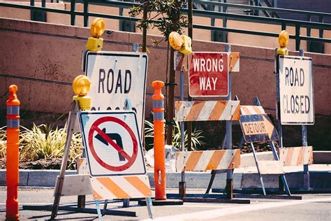 Safety Tips for Driving Through Construction Zones - DiPiero Simmons ...