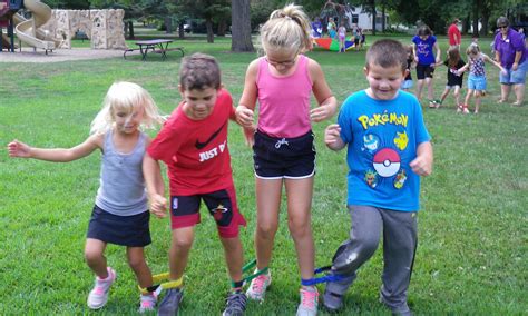 Building Teamwork outdoor obstacle challenge party caps summer reading ...