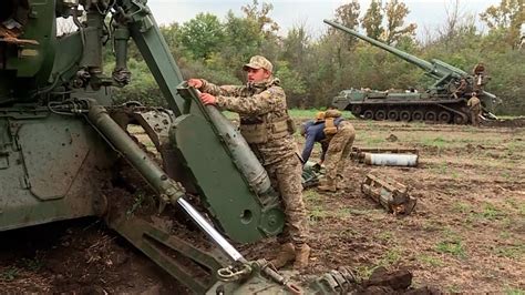 Big Guns: Ukrainian Long-Range Artillery Targets Russian Command Posts ...