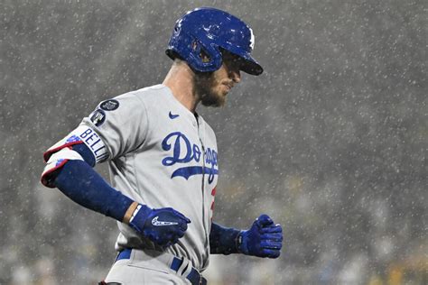 Cubs hope former Dodger Cody Bellinger can produce right numbers - Los ...