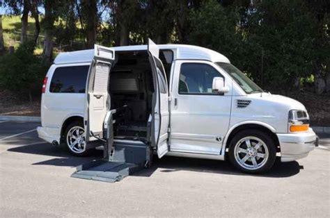 Wheelchair Lifts for Vans: Mobility Van Buying Guide