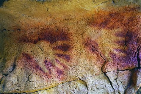 6 Incredible Facts About the Prehistoric Altamira Cave Paintings