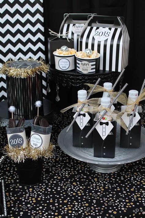 Black And White Party Decorations, All Black Party, White Party Theme ...