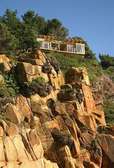 House on the cliff (13 pics) - Izismile.com