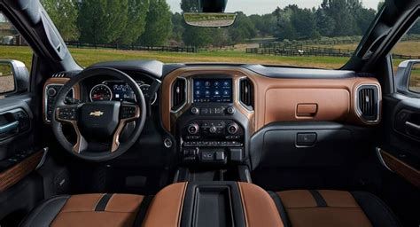 Chevy Silverado Interior Statesboro GA | Franklin Chevrolet